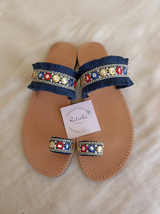 ΧΕΙΡΟΠΟΙΗΤΑ ΔΕΡΜΑΤΙΝΑ ΣΑΝΔΑΛΙΑ  ΣΕ boho style